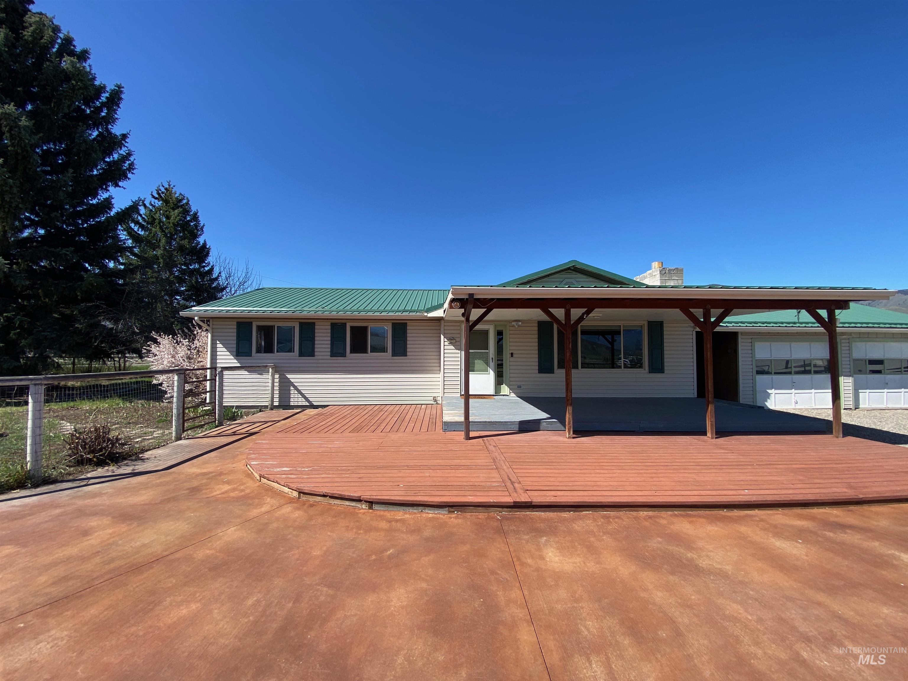 7 Apache Way Salmon, ID 83467 - Photo 12 of 36