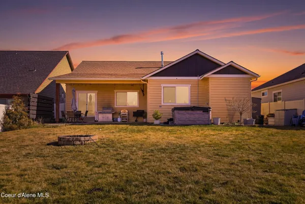 $650,000 | 13421 North Shimmering Court, Rathdrum, ID 83858