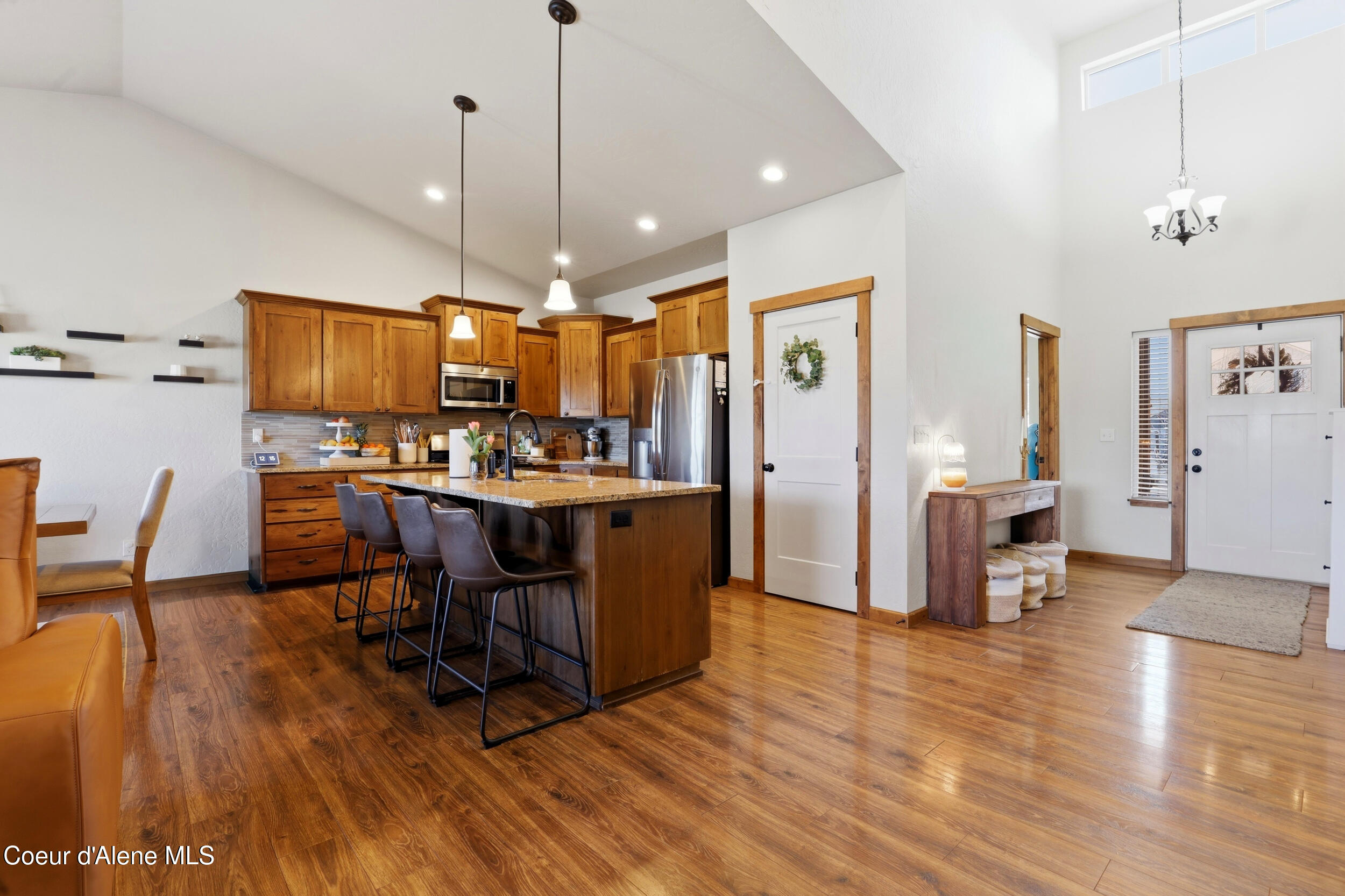 13421 North Shimmering Court Rathdrum, ID 83858 - Photo 7 of 48 Kitchen