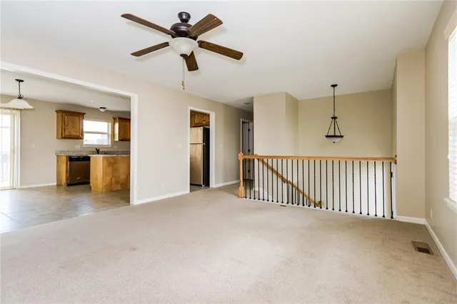 $2,280 | 1400 North 9th Street East, Louisburg, KS 66053