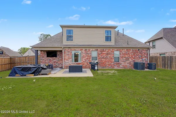 $320,000 | 4960 Reunion Drive, Walls, MS 38680