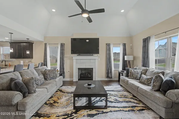 $320,000 | 4960 Reunion Drive, Walls, MS 38680