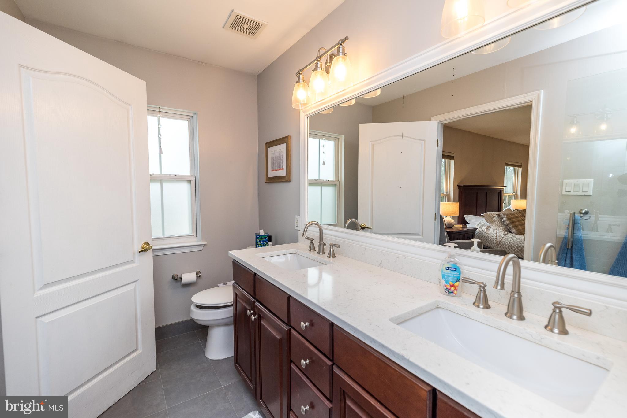 227 Coventry Road Chalfont, PA 18914 - Photo 27 of 52 Primary bath