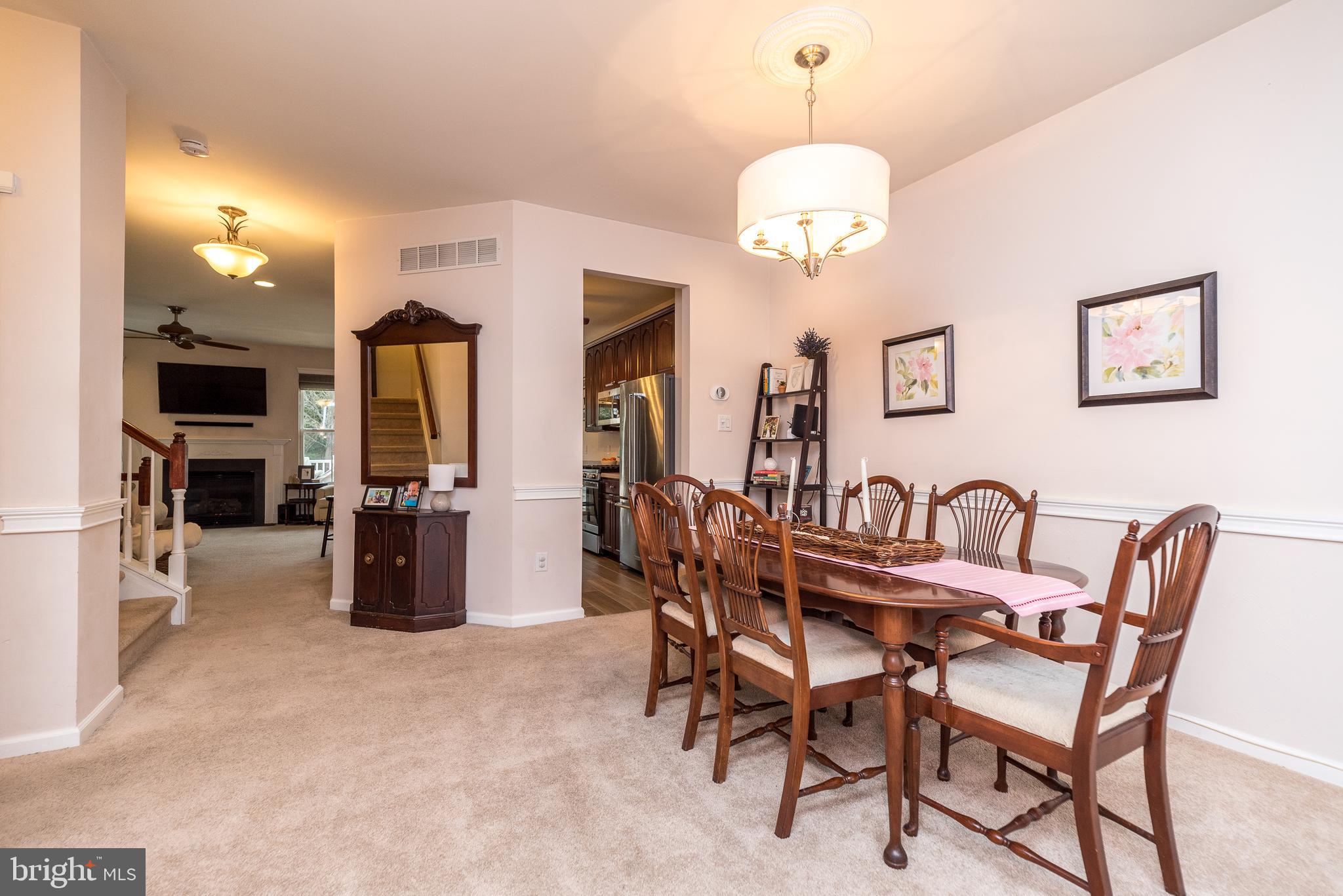 Easy access to kitchen for the Dining area.