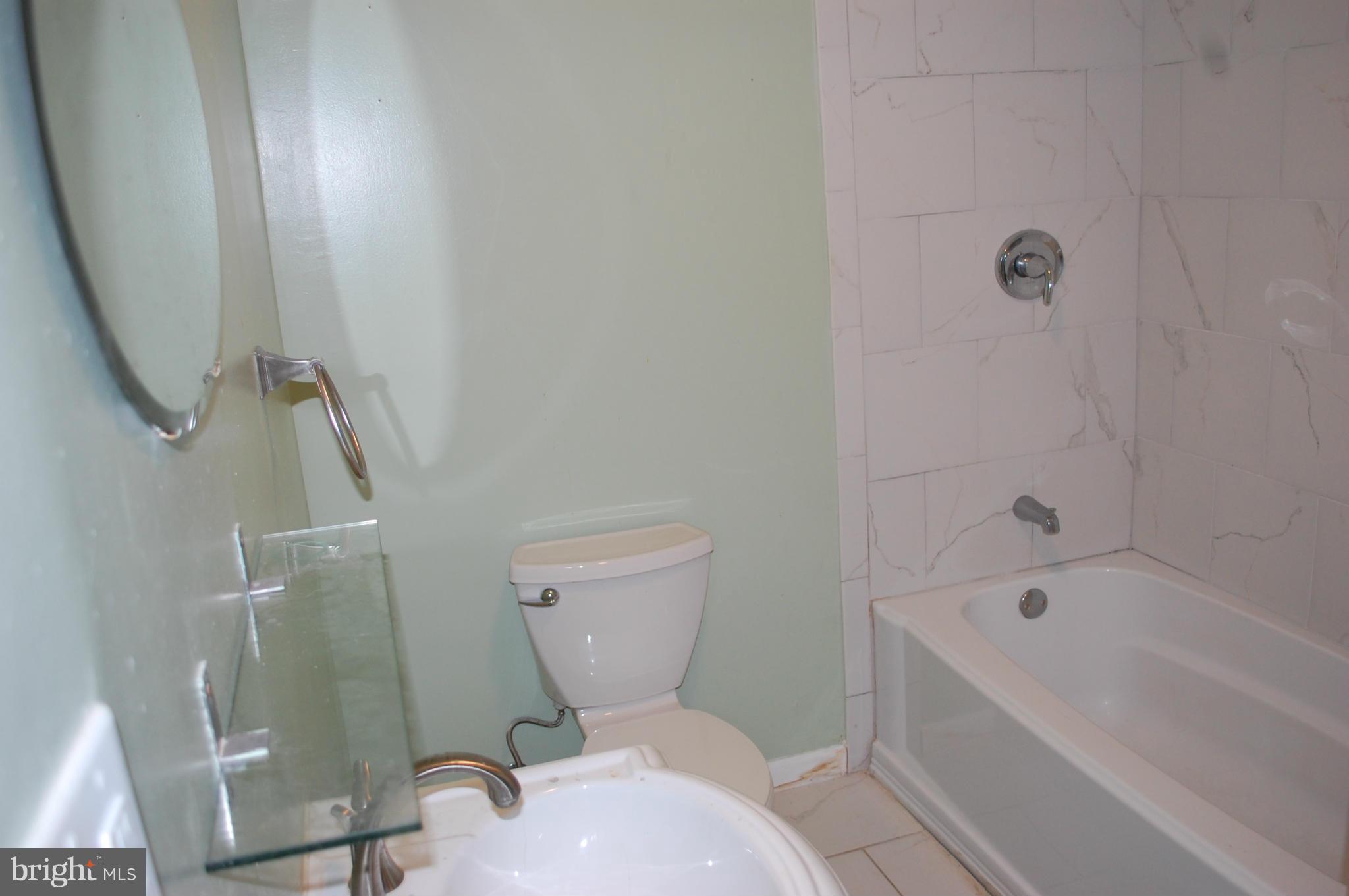 3803 Russell Road Woodbridge, VA 22192 - Photo 18 of 30 Bath