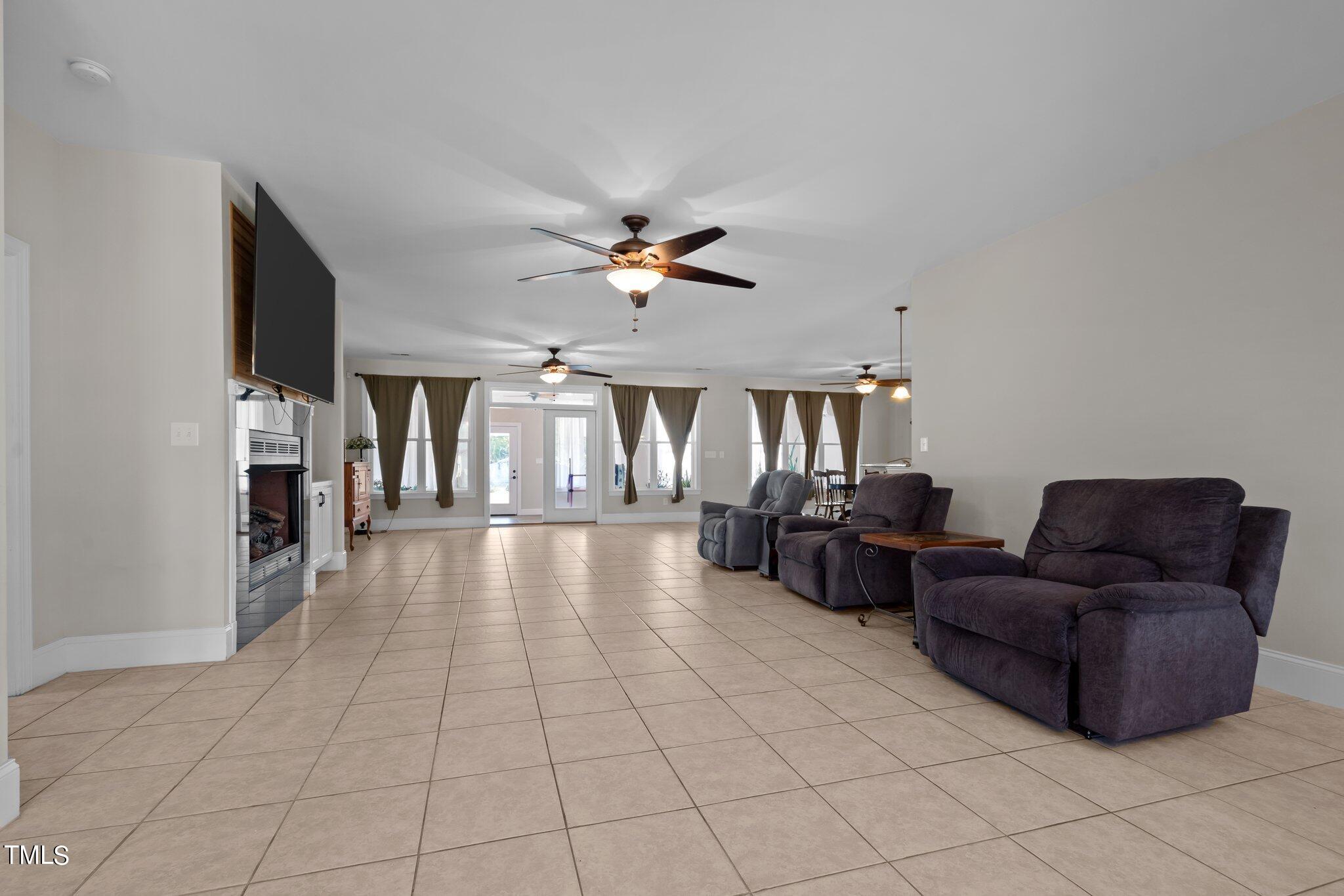 130 Britt Valley Road Raleigh, NC 27603 - Photo 9 of 57 8-web-or-mls-_NFP3815