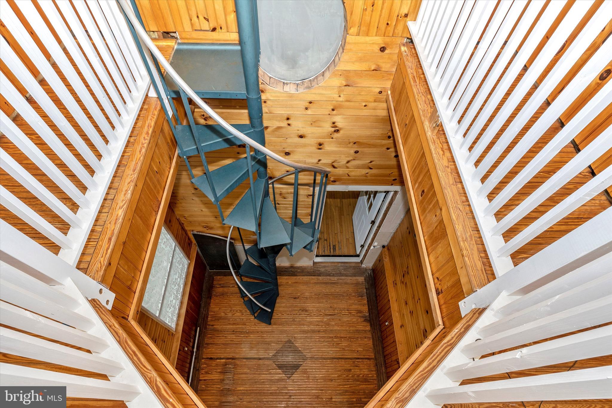10825 Powell Road Thurmont, MD 21788 - Photo 23 of 53 Top-level observatory