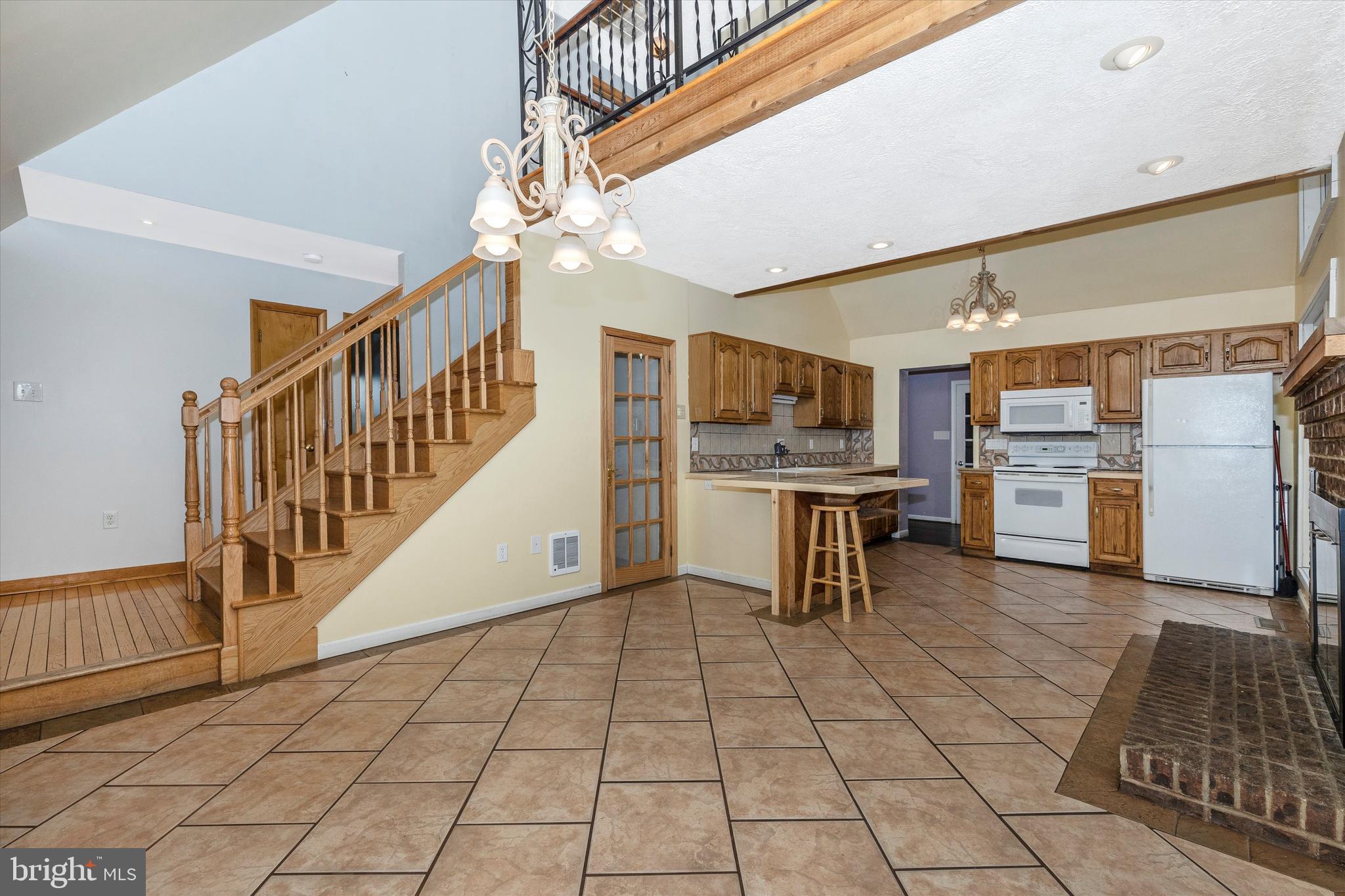 10825 Powell Road Thurmont, MD 21788 - Photo 10 of 53 Kitchen / Dining Room