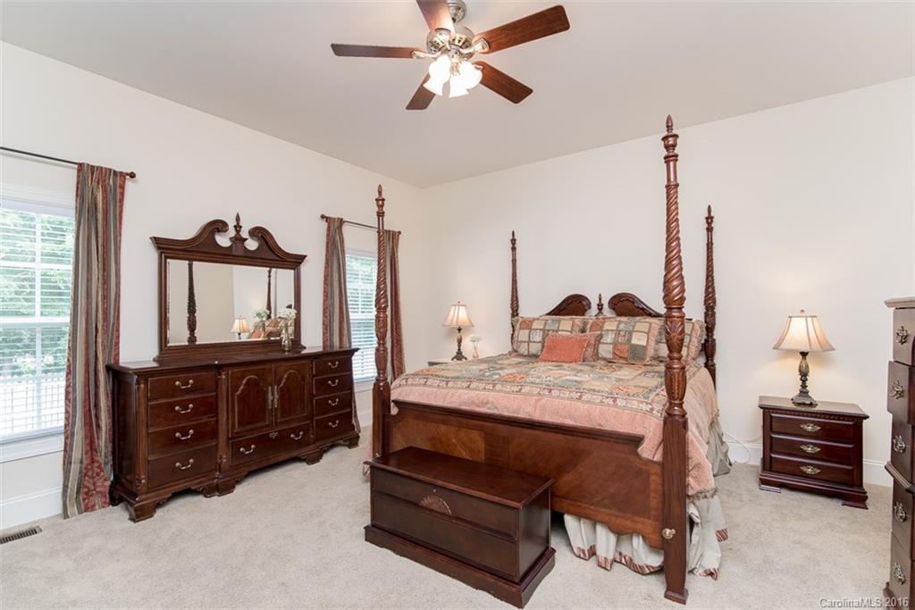 18112 Meadow Bottom Road Charlotte, NC 28277 - Photo 11 of 24 Gallery Image 11