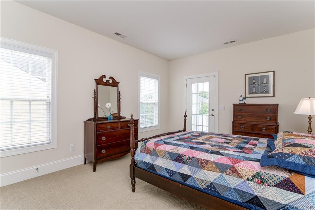 18112 Meadow Bottom Road Charlotte, NC 28277 - Photo 21 of 24 Gallery Image 21