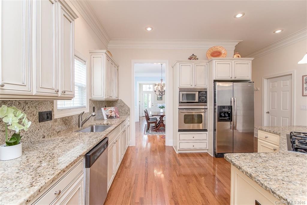 18112 Meadow Bottom Road Charlotte, NC 28277 - Photo 8 of 24 Gallery Image 8