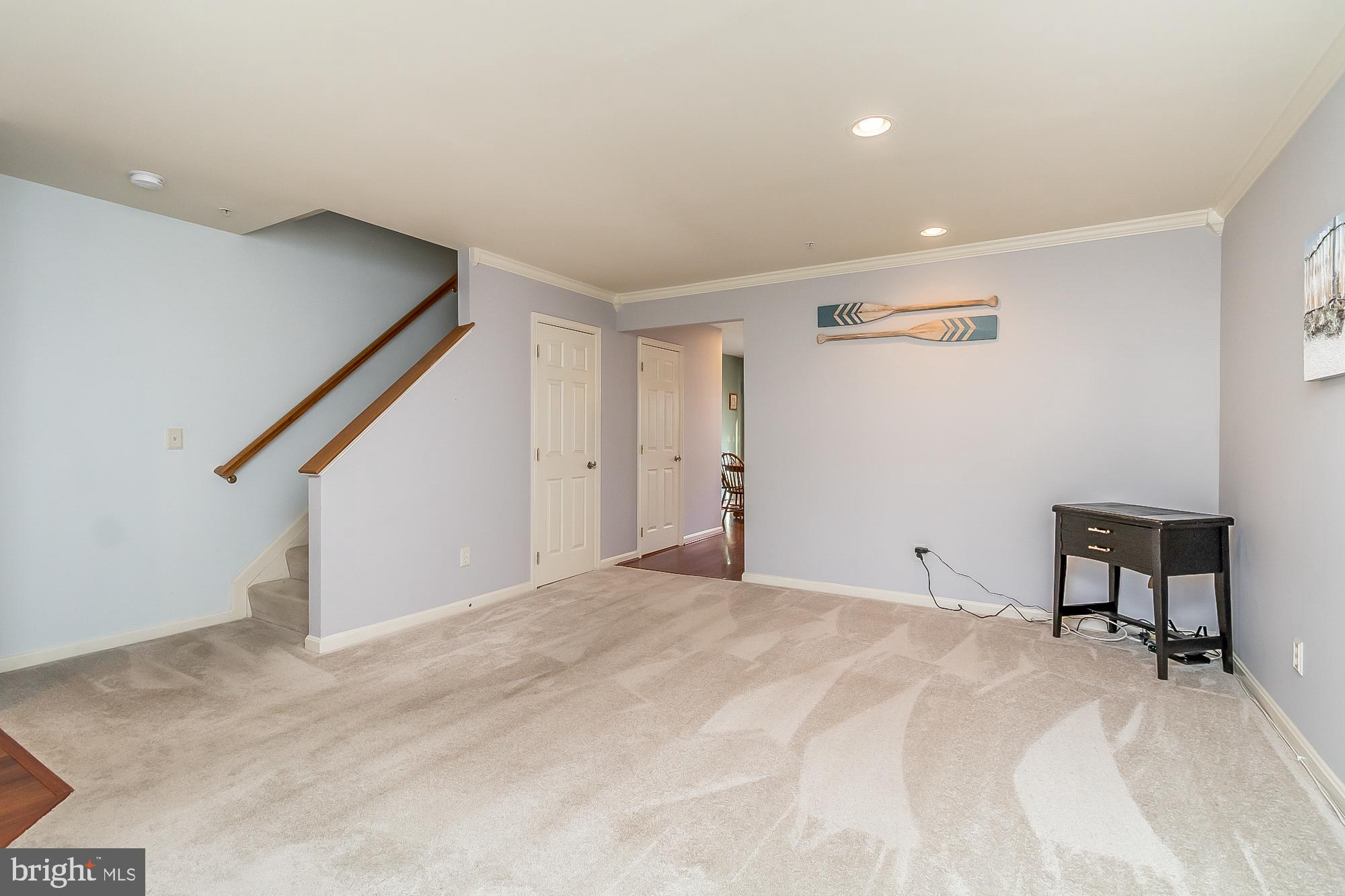677 Hunting Fields Road Middle River, MD 21220 - Photo 4 of 32 Living Room