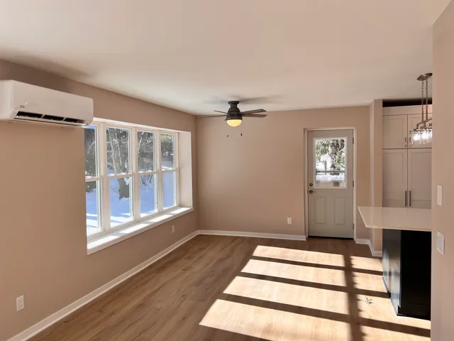 $425,000 | 5 East Spyglass Court, Madison, WI 53717