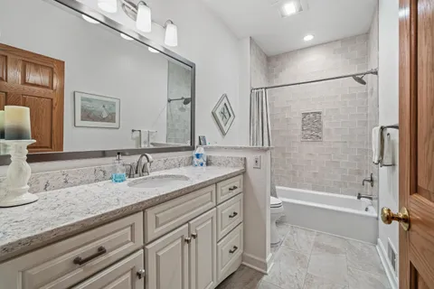 $799,999 | W8205 Nature Drive, Richmond, WI 53190