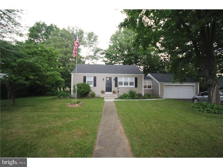 39 Rutledge Avenue Ewing, NJ 08618 - Photo 1 of 12
