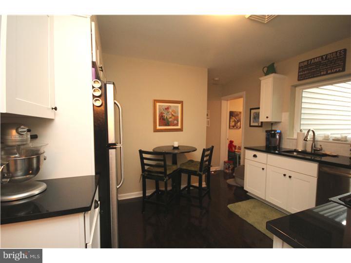 39 Rutledge Avenue Ewing, NJ 08618 - Photo 4 of 12