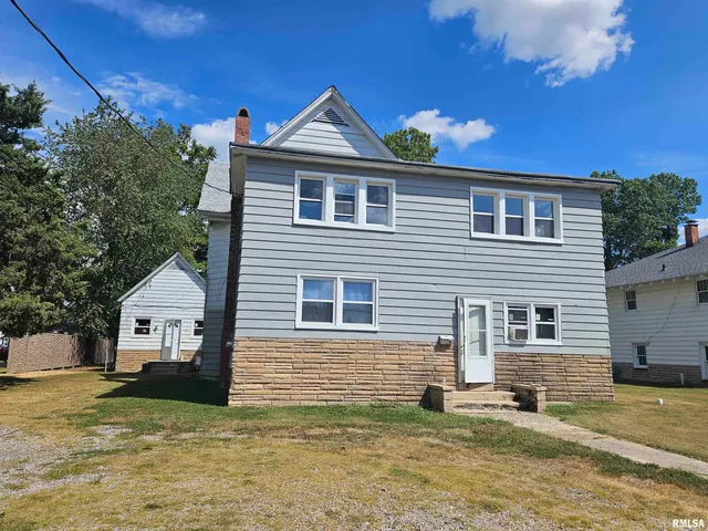 $77,900 | 420 North Main Street, Unit 5, Benton, IL 62812