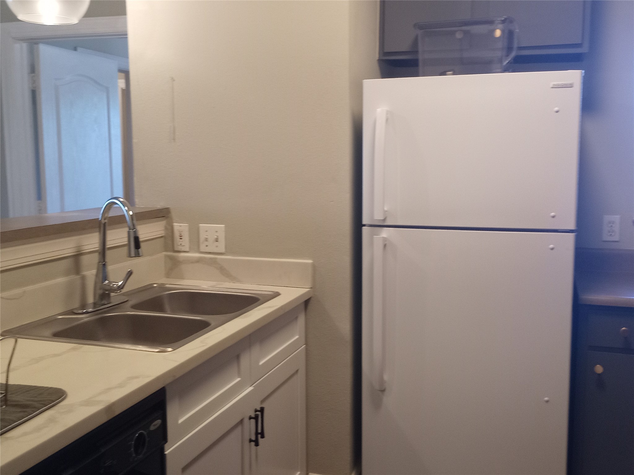 1901 Crossing Place, Unit 2201A Austin, TX 78741 - Photo 5 of 10