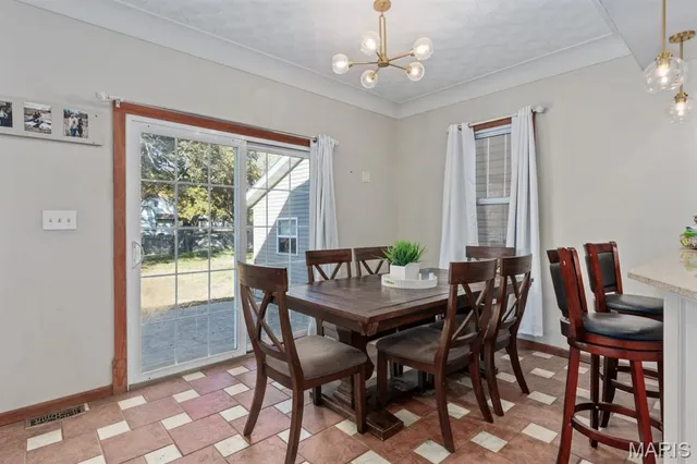 $174,900 | 301 East 3rd N Street, Mount Olive, IL 62069