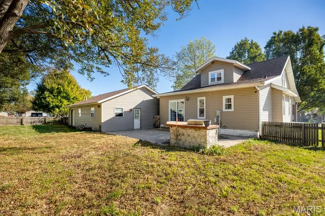 $174,900 | 301 East 3rd N Street, Mount Olive, IL 62069