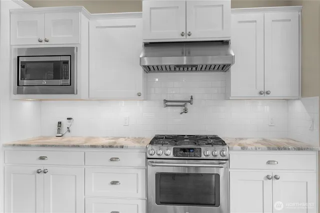 $1,099,950 | 10828 Bay Meadows Lane, Burlington, WA 98233