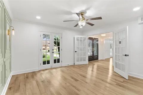 $429,000 | 925 Christana Place, Gretna, LA 70056