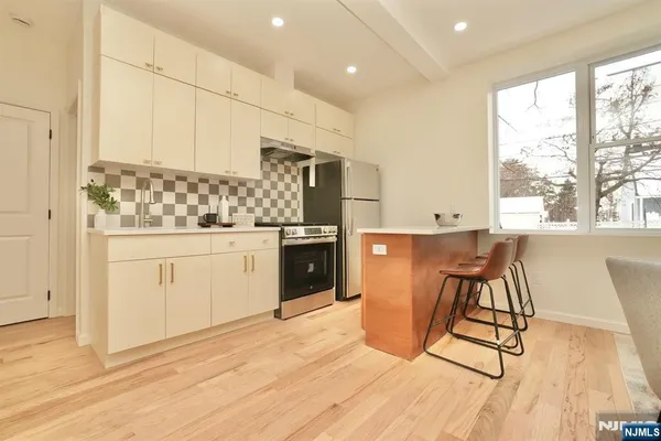 $3,400 | 15 Palisade Avenue, Unit 1, Bogota, NJ 07603