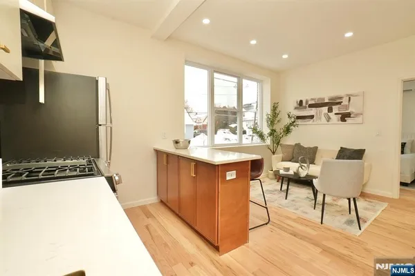 $3,400 | 15 Palisade Avenue, Unit 1, Bogota, NJ 07603