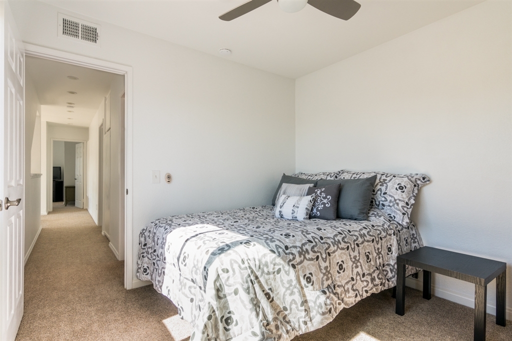2775 Southampton Road Carlsbad, CA 92010 - Photo 18 of 25