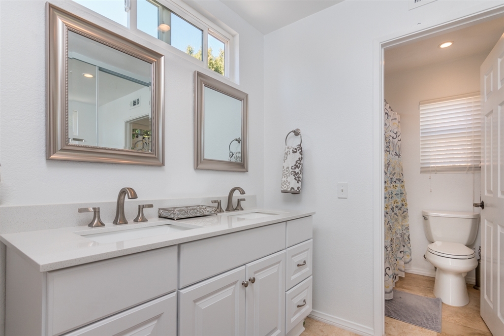 2775 Southampton Road Carlsbad, CA 92010 - Photo 23 of 25