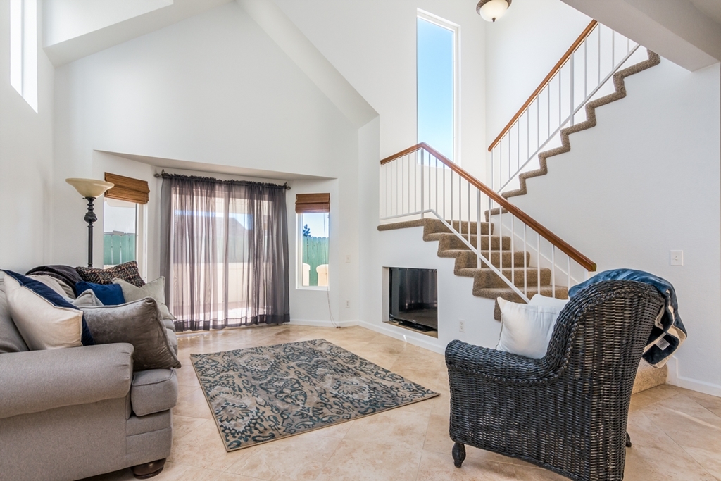 2775 Southampton Road Carlsbad, CA 92010 - Photo 4 of 25