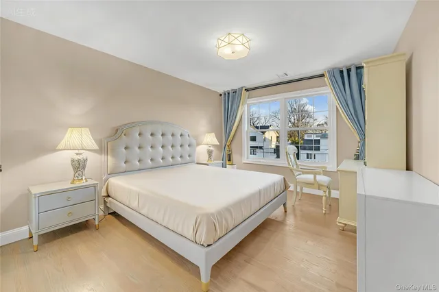 $1,488,000 | 76 Northern Parkway West, Plainview, NY 11803