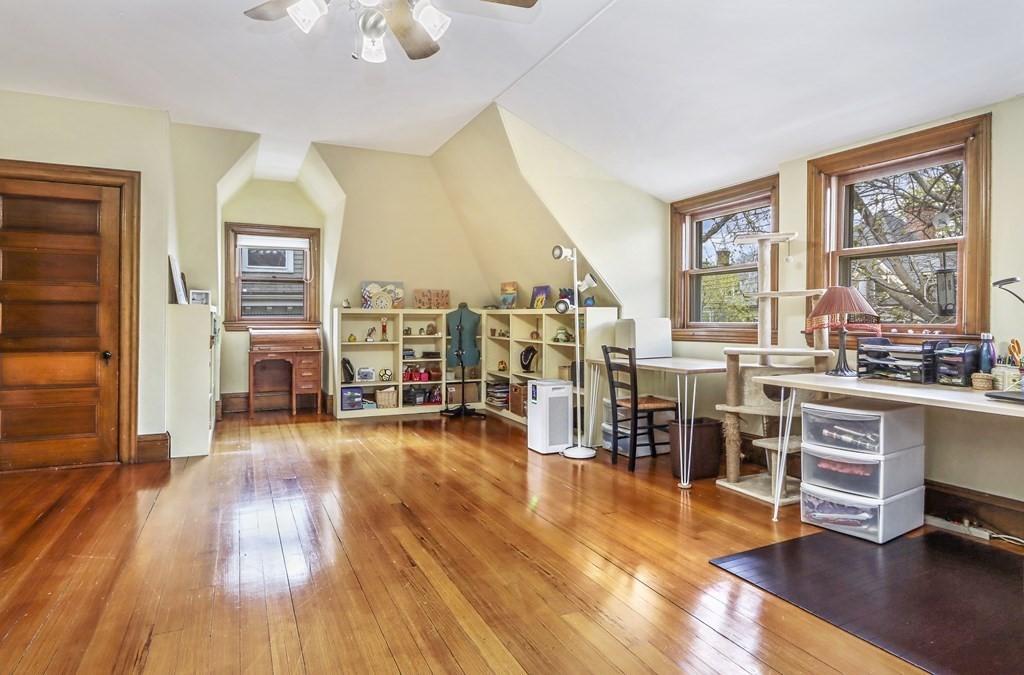 69 Naples Road Brookline, MA 02446 - Photo 21 of 29