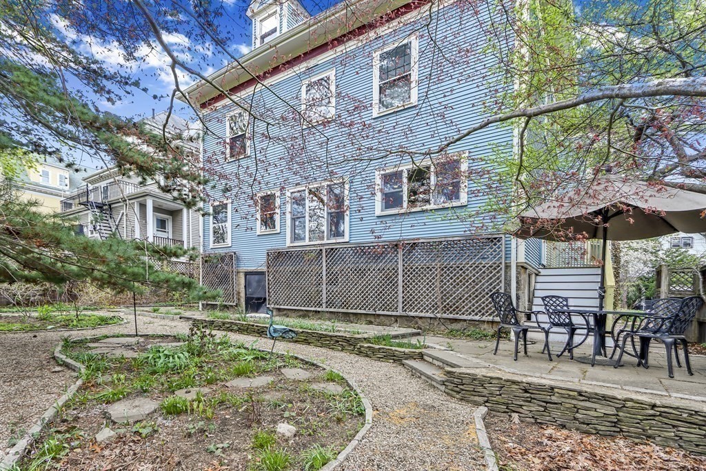 69 Naples Road Brookline, MA 02446 - Photo 25 of 29