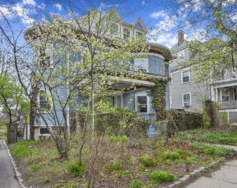 69 Naples Road Brookline, MA 02446 - Photo 27 of 29