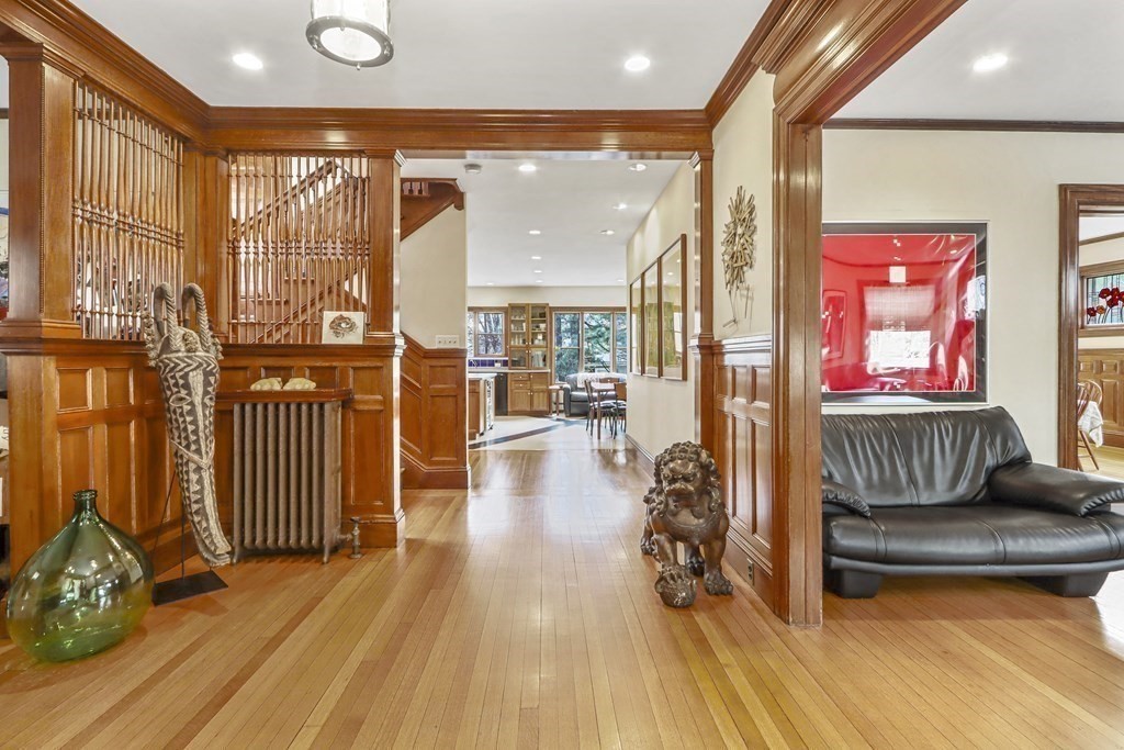 69 Naples Road Brookline, MA 02446 - Photo 4 of 29