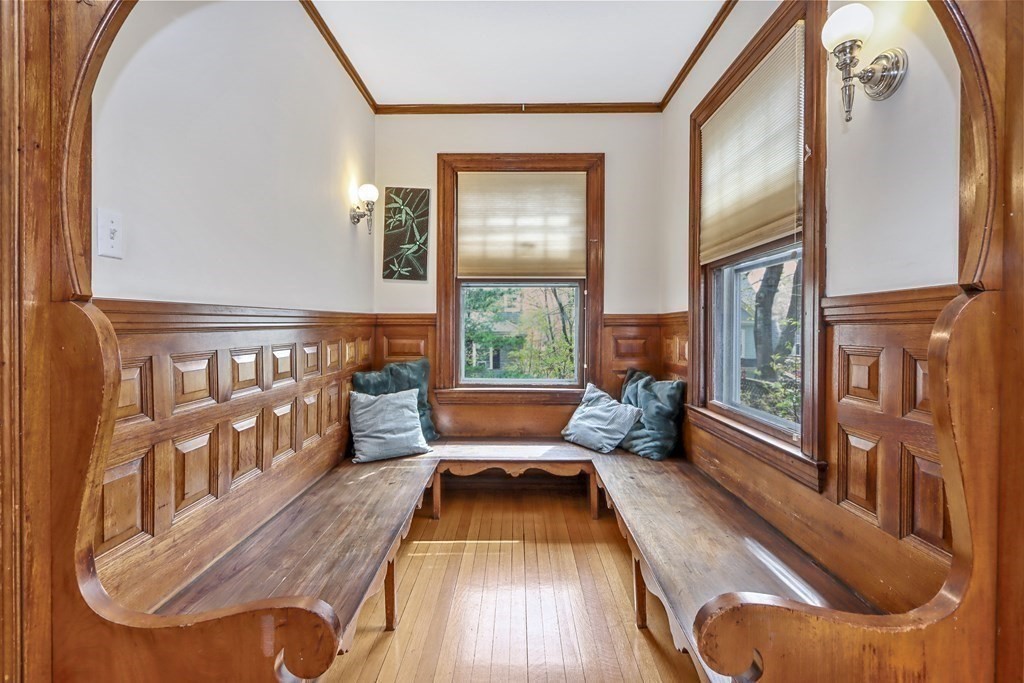 69 Naples Road Brookline, MA 02446 - Photo 7 of 29