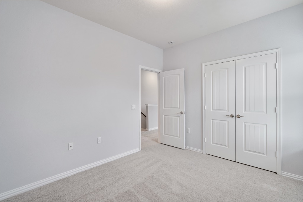 5704 Arbor Hill Lane Austin, TX 78747 - Photo 27 of 32 a view of an empty room