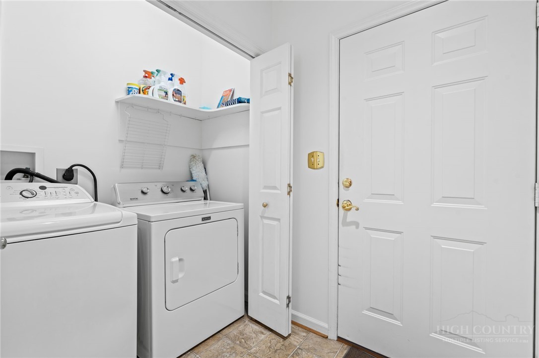 480 North Ridge Circle Boone, NC 28607 - Photo 24 of 50 a utility room with dryer and washer