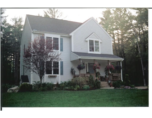 35 Bay Road Easton, MA 02356 - Photo 1 of 16 Gallery Image 1