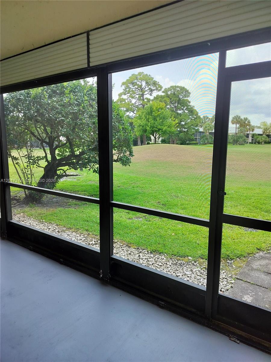 1001 Keystone Drive, Unit F Jupiter, FL 33458 - Photo 10 of 11