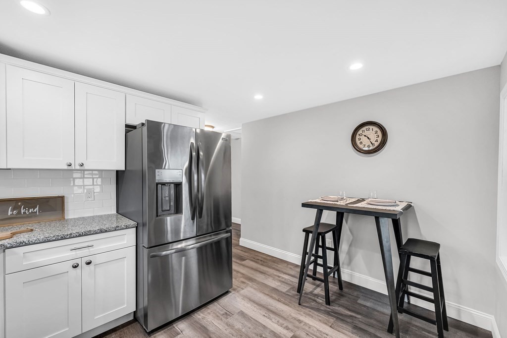 70 Kirk Drive Springfield, MA 01109 - Photo 13 of 28 Gallery Image 13