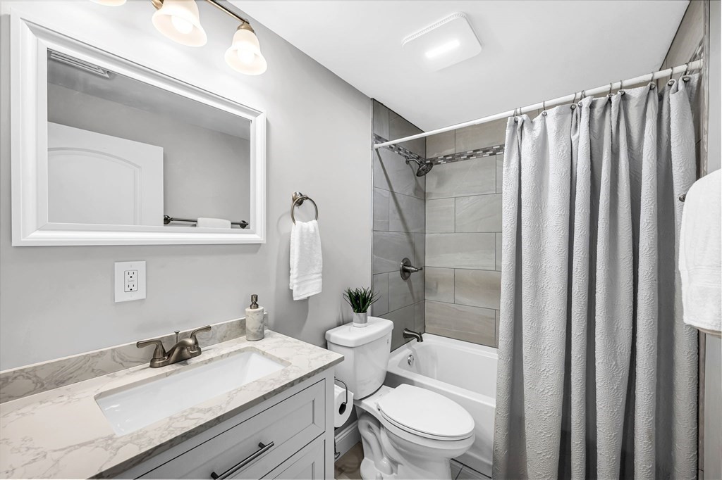 70 Kirk Drive Springfield, MA 01109 - Photo 14 of 28 Gallery Image 14