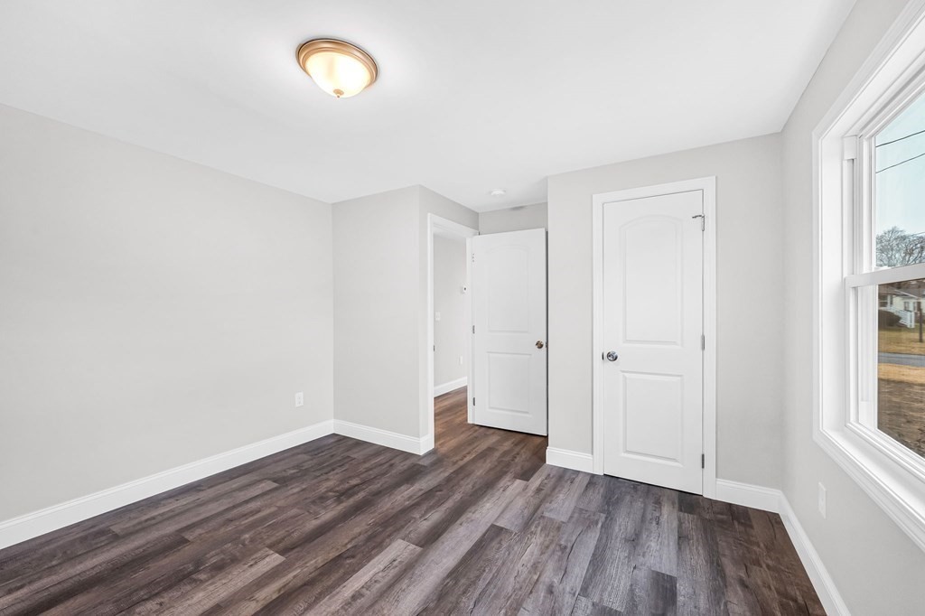 70 Kirk Drive Springfield, MA 01109 - Photo 23 of 28 Gallery Image 23