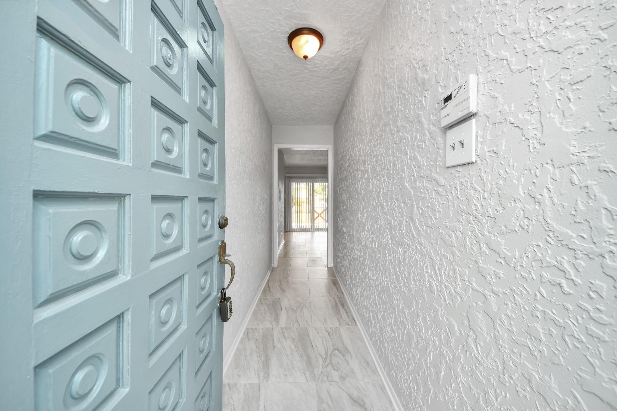 4830 Ridgestone Street Houston, TX 77053 - Photo 4 of 40 Gallery Image 4