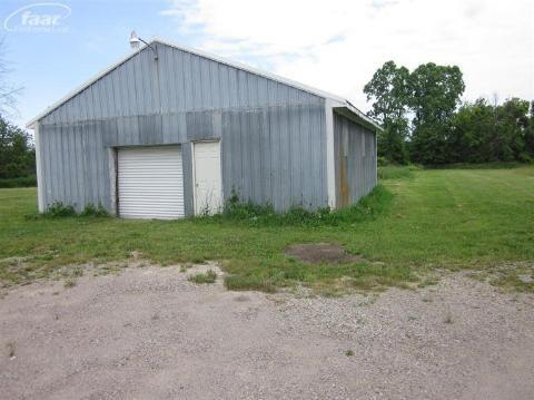 11360 Corunna Road Lennon, MI 48449 - Photo 11 of 15 20145153-10.JPG