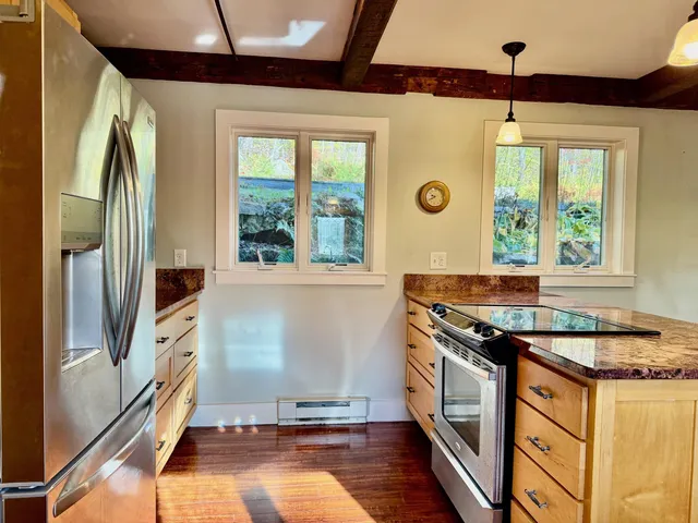 $299,000 | 4106 Highway 30, Jamaica, VT 05343