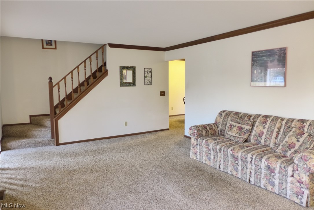 32305 Arthur Road Solon, OH 44139 - Photo 8 of 29