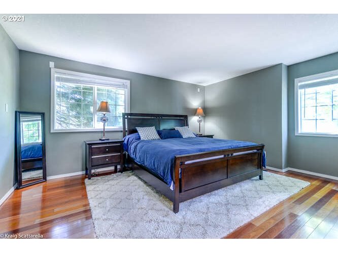 3817 Southwest Pasadena Street Portland, OR 97219 - Photo 18 of 32 Gallery Image 18