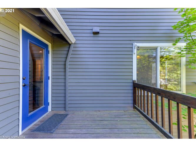 3817 Southwest Pasadena Street Portland, OR 97219 - Photo 27 of 32 Gallery Image 27